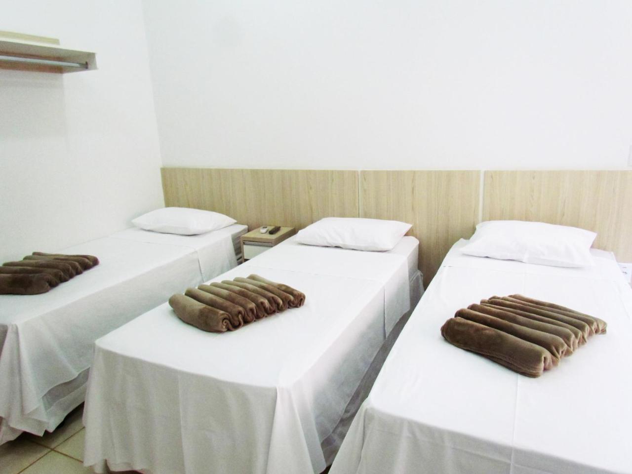 Hotel Oliveiras Trindade  Esterno foto