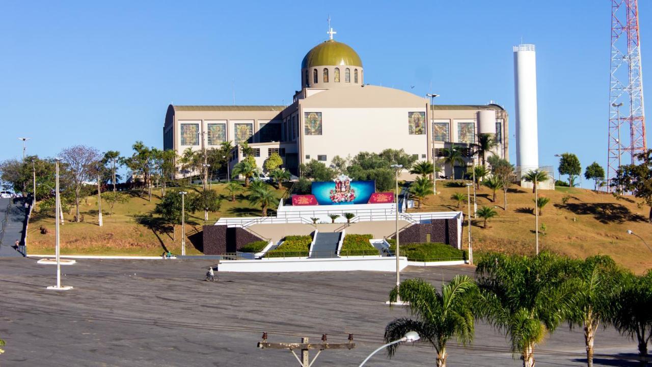 Hotel Oliveiras Trindade  Esterno foto